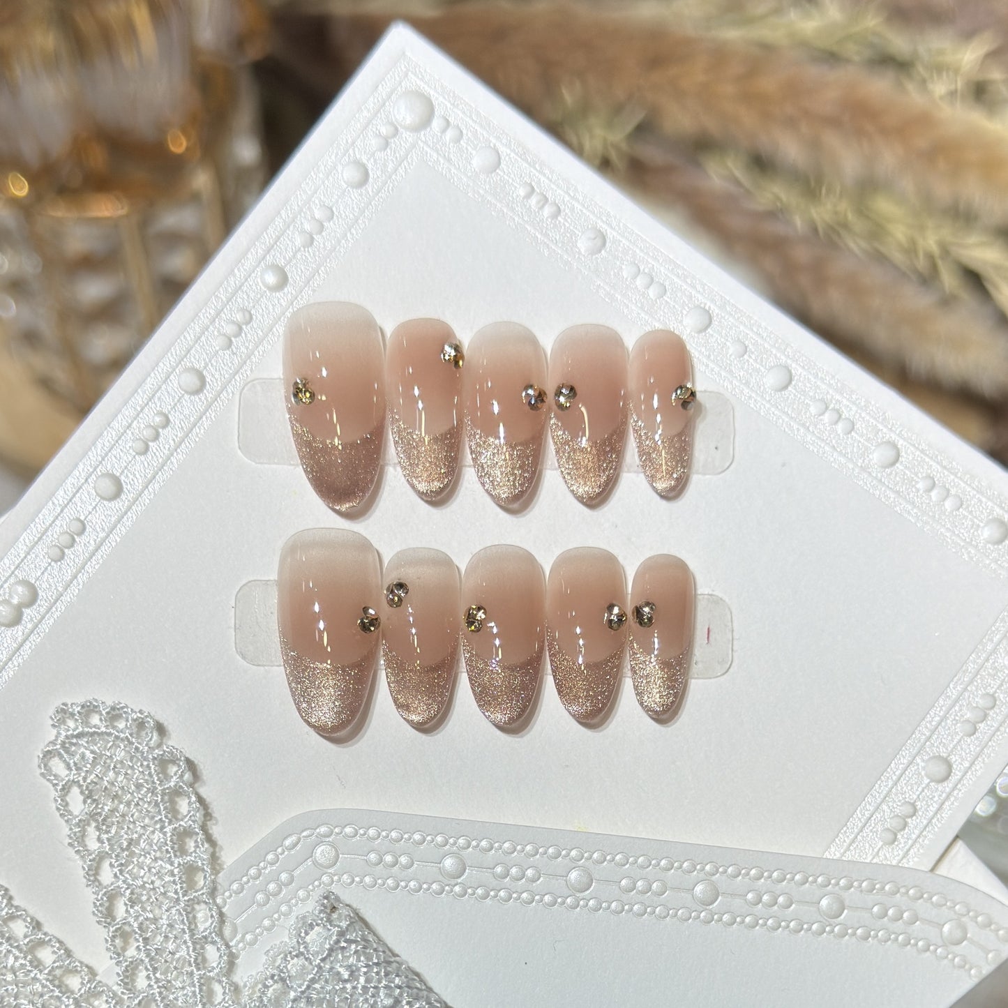 Nude Cat Eye French