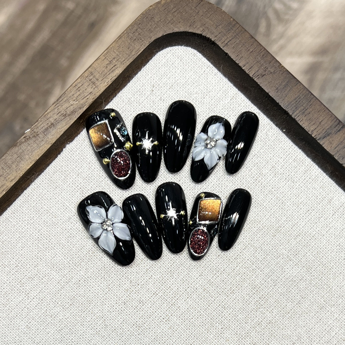 Black Cat Eye Floral 3D