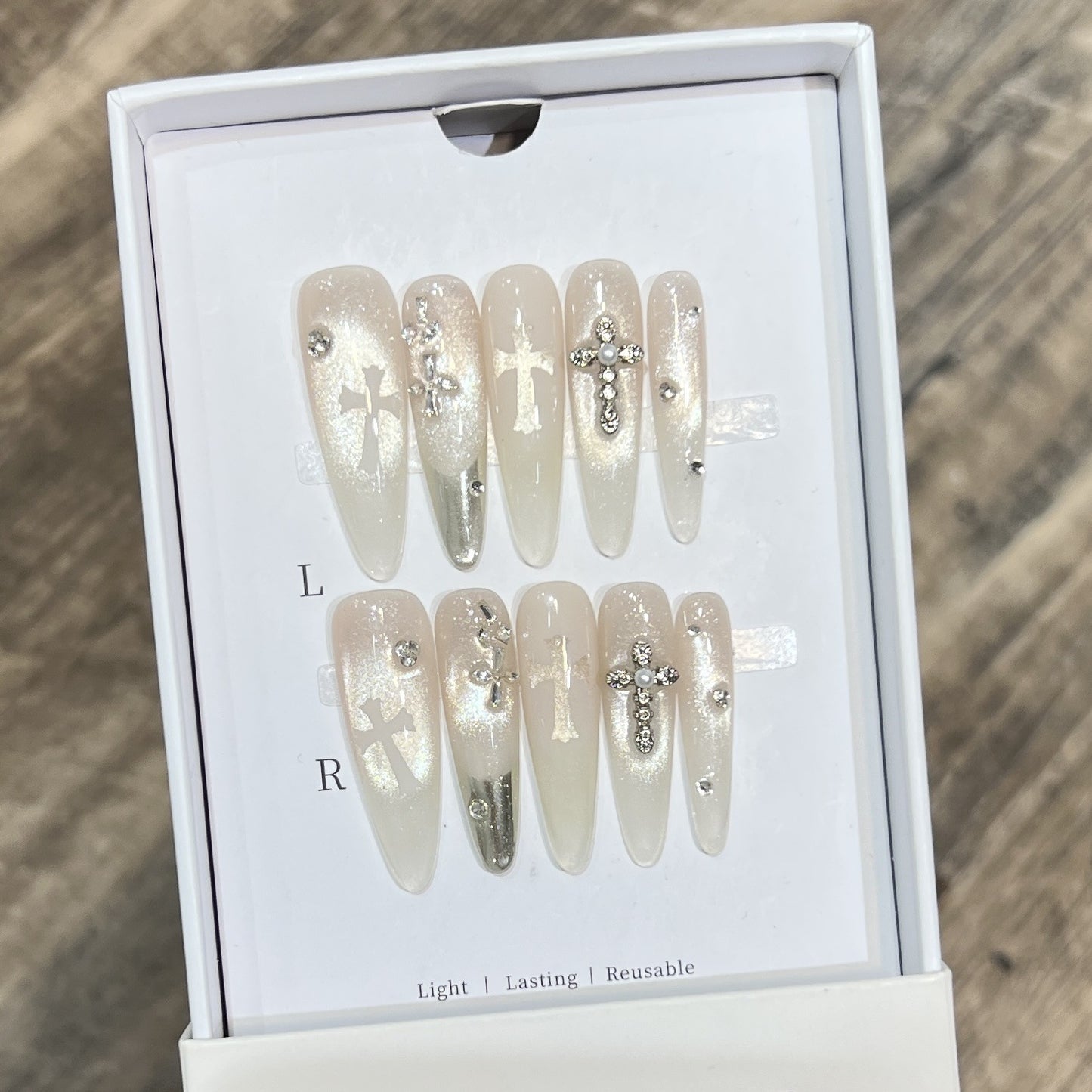 Cat Eye Chrome French