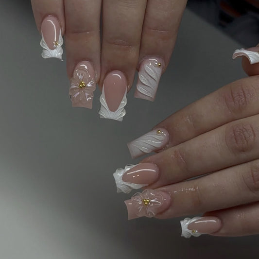 White French Floral 3D Wave