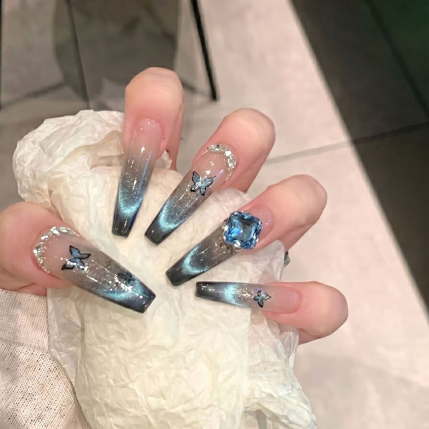 Blue Cat Eye French Crystal