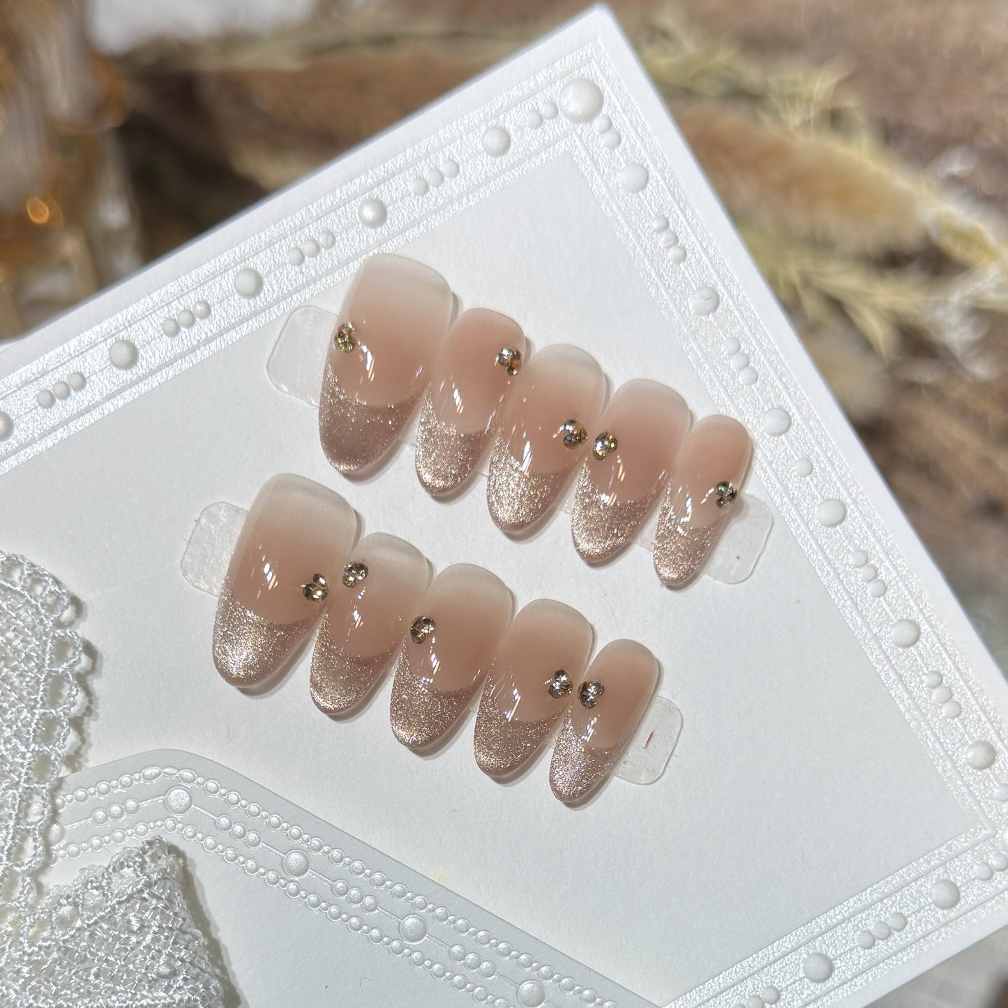 Nude Cat Eye French