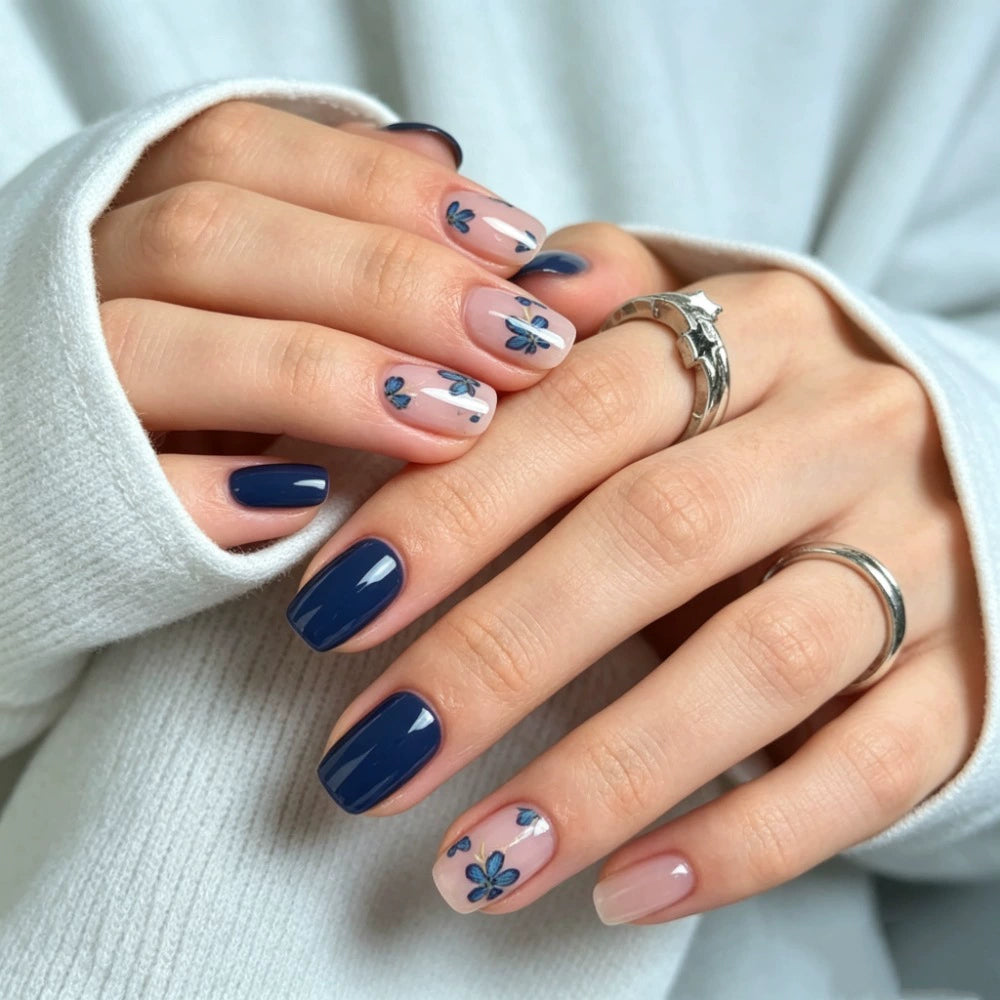 White Floral Short Square Press-On Nails