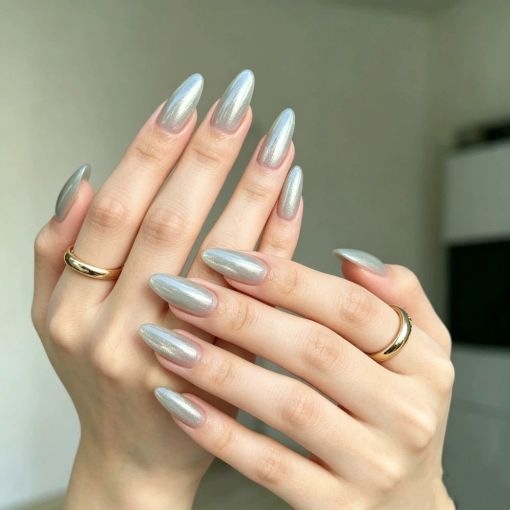 Cat Eye Almond Press-On Nails