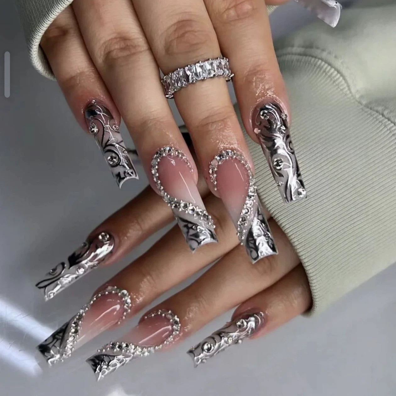 3D Rhinestone Press-On Nails